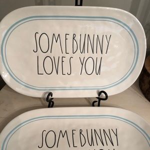 Rae Dunn Easter plate. Never been used.